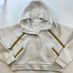 Under Armour Cream Crop Scuba Neck Hoodie Gold Stripe Accents Women’s Sz L